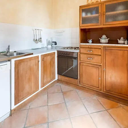 Holiday home Luxurious Mansion In Castle Grounds In Lantheuil