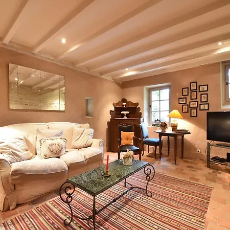 Luxurious Mansion In Castle Grounds In