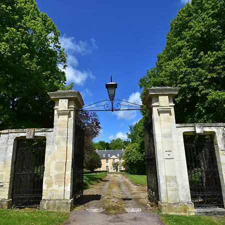 Luxurious Mansion In Castle Grounds In * Lantheuil