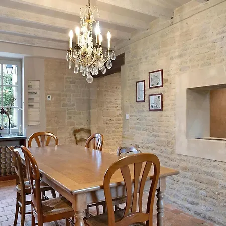 Luxurious Mansion In Castle Grounds In Nyaraló Lantheuil