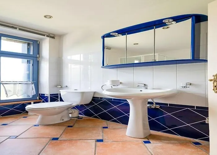 Holiday home Luxurious Mansion In Castle Grounds In