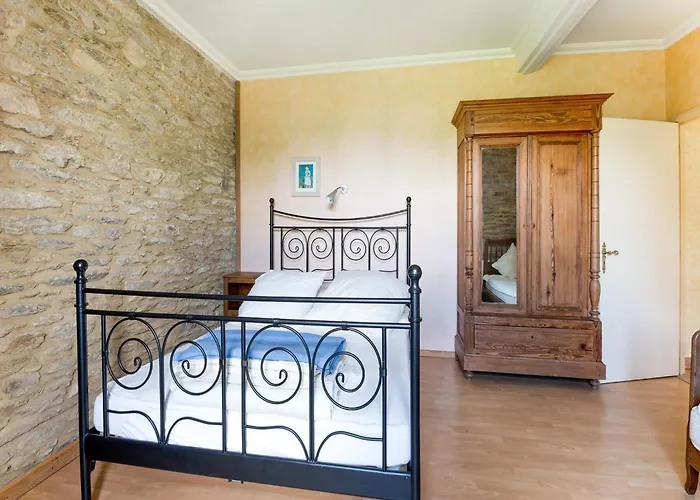 Luxurious Mansion In Castle Grounds In Holiday home Lantheuil