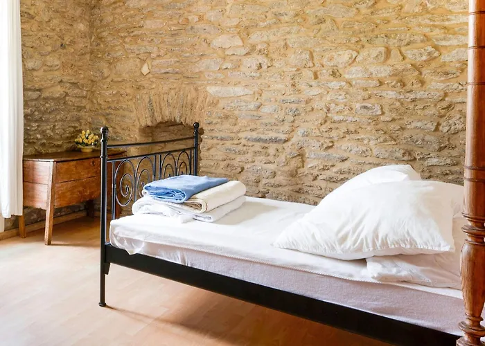 Luxurious Mansion In Castle Grounds In Holiday home Lantheuil