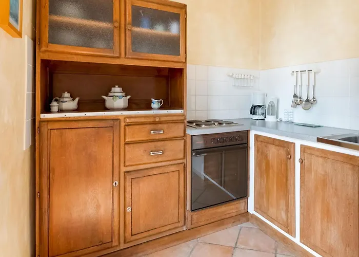 Luxurious Mansion In Castle Grounds In *