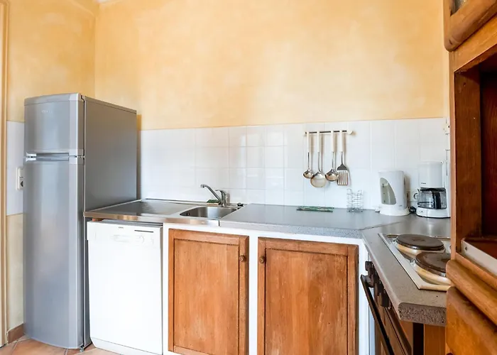 Holiday home Luxurious Mansion In Castle Grounds In Lantheuil