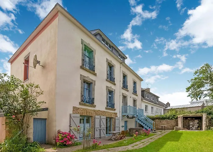 Luxurious Mansion In Castle Grounds In Holiday home Lantheuil