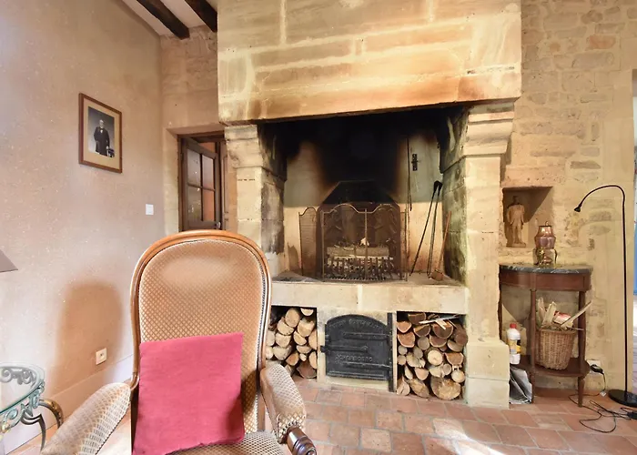 Luxurious Mansion In Castle Grounds In