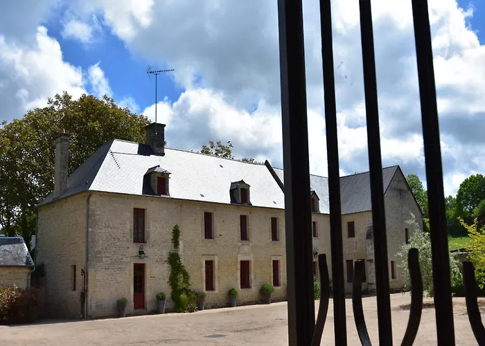 Holiday home Luxurious Mansion In Castle Grounds In Lantheuil