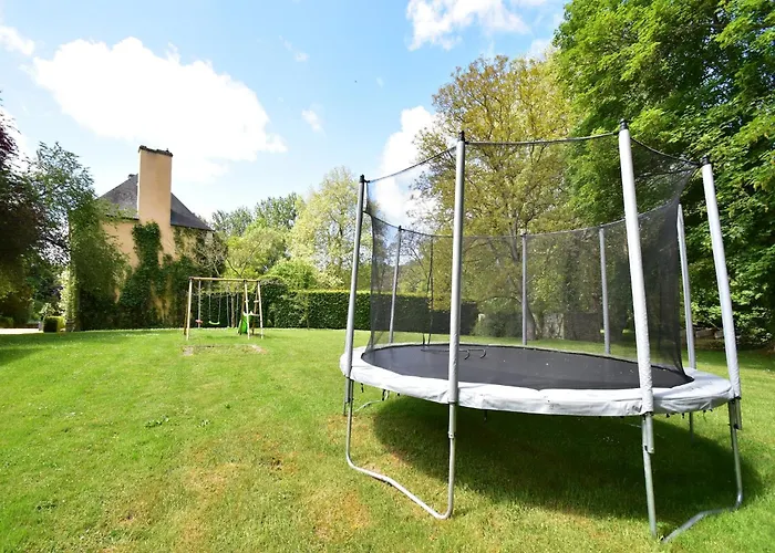 Holiday home Luxurious Mansion In Castle Grounds In