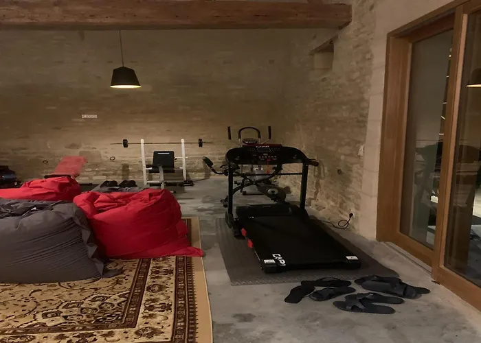 Luxurious Mansion In Castle Grounds In