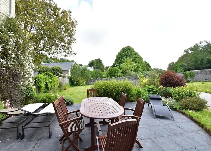 Luxurious Mansion In Castle Grounds In